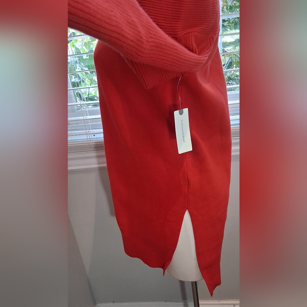 Anthropologie Red Off The Shoulder Medium Weight Sweater Sz M NWT - Picture 4 of 12